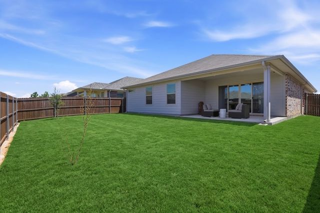 2848 Fox Trail Lane, Fort Worth, TX 76108