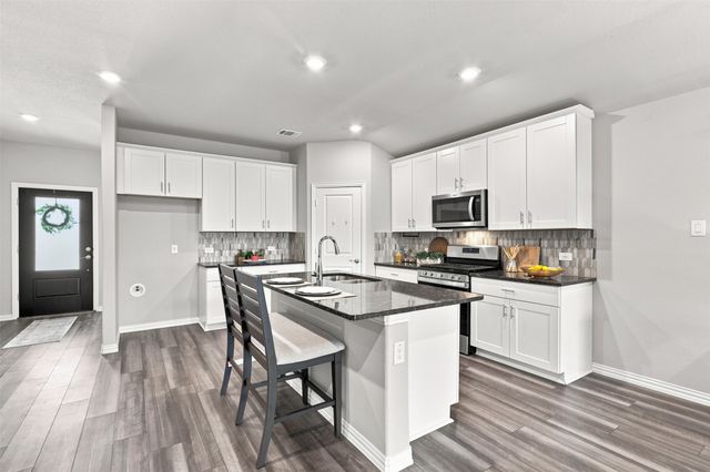 2848 Fox Trail Lane, Fort Worth, TX 76108