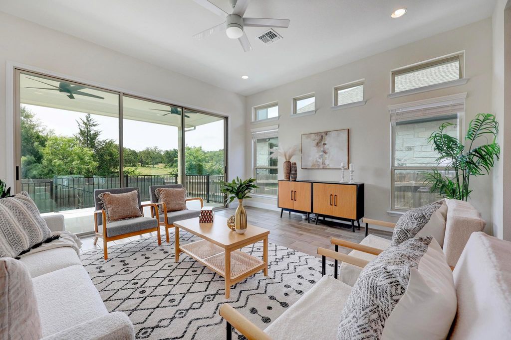 16905 Adoro DR, Manor, TX 78653