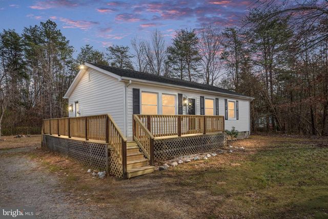 2174 COPPER LINE RD, Bumpass, VA 23024