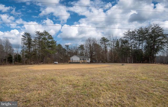2174 COPPER LINE RD, Bumpass, VA 23024