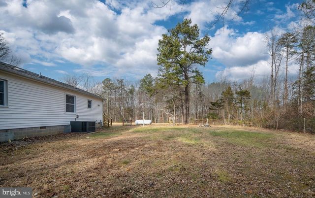 2174 COPPER LINE RD, Bumpass, VA 23024