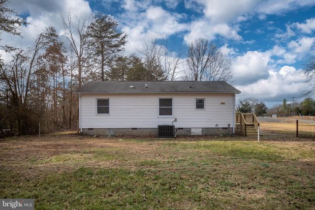 2174 COPPER LINE RD, Bumpass, VA 23024