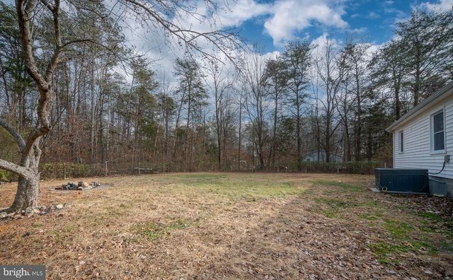 2174 COPPER LINE RD, Bumpass, VA 23024