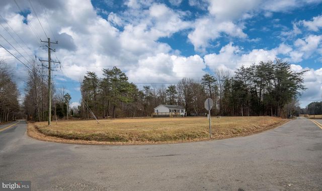 2174 COPPER LINE RD, Bumpass, VA 23024
