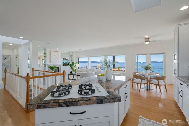 1124 2nd Street, Mukilteo, WA 98275
