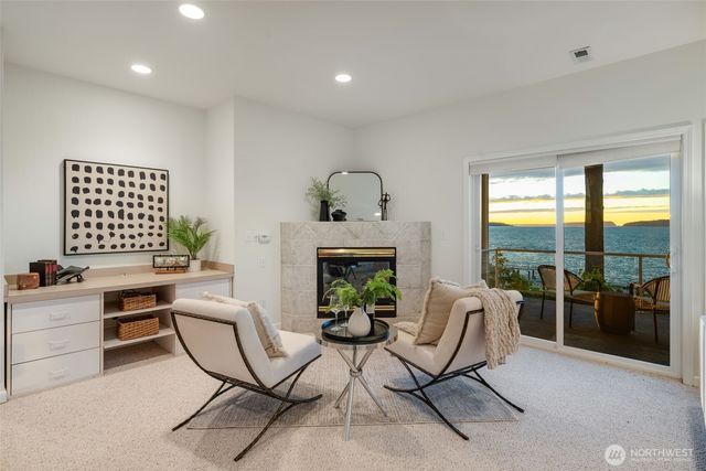 1124 2nd Street, Mukilteo, WA 98275