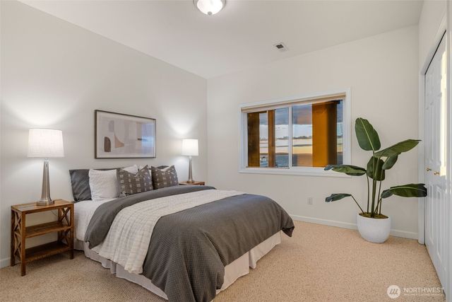 1124 2nd Street, Mukilteo, WA 98275
