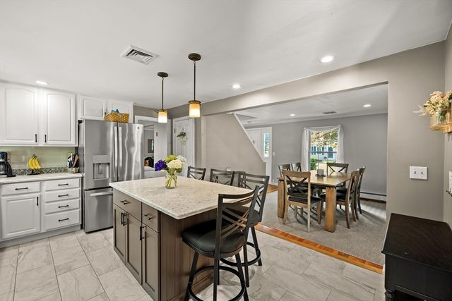 8 Robinwood Dr, Canton, MA 02021
