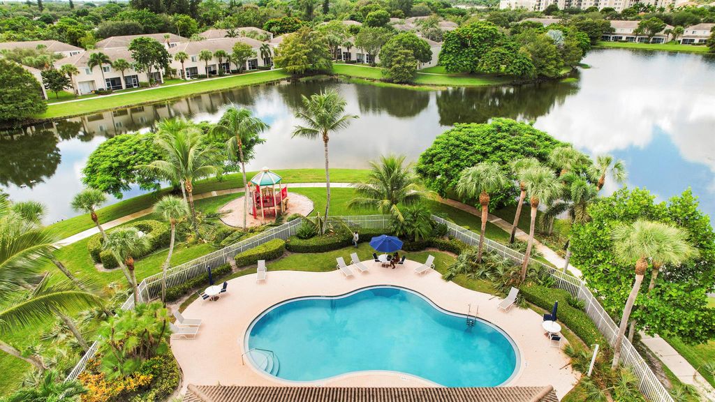 4938 Palmbrooke Circle, West Palm Beach, FL 33417
