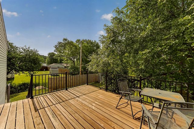2444 Melody Street SE, Rochester, MN 55904