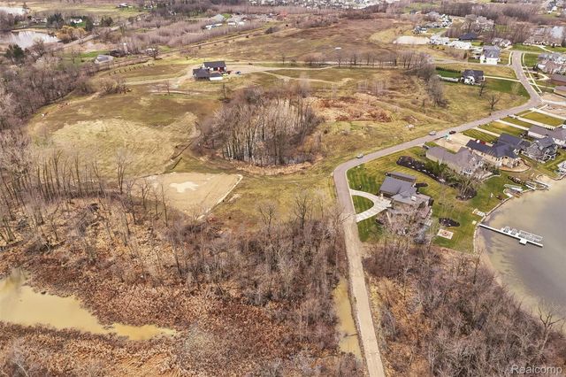 4151 Whitney Avenue, Fenton Charter Township, MI 48451