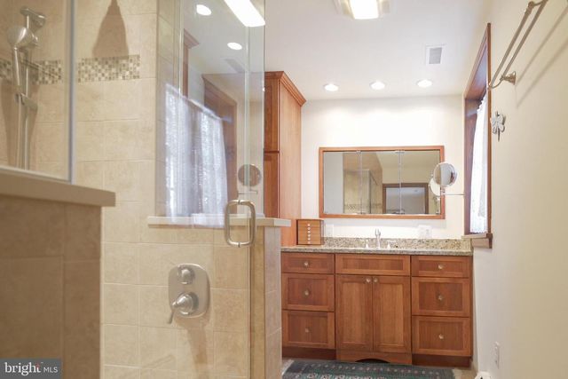 444 SHADY LN, Moorestown, NJ 08057