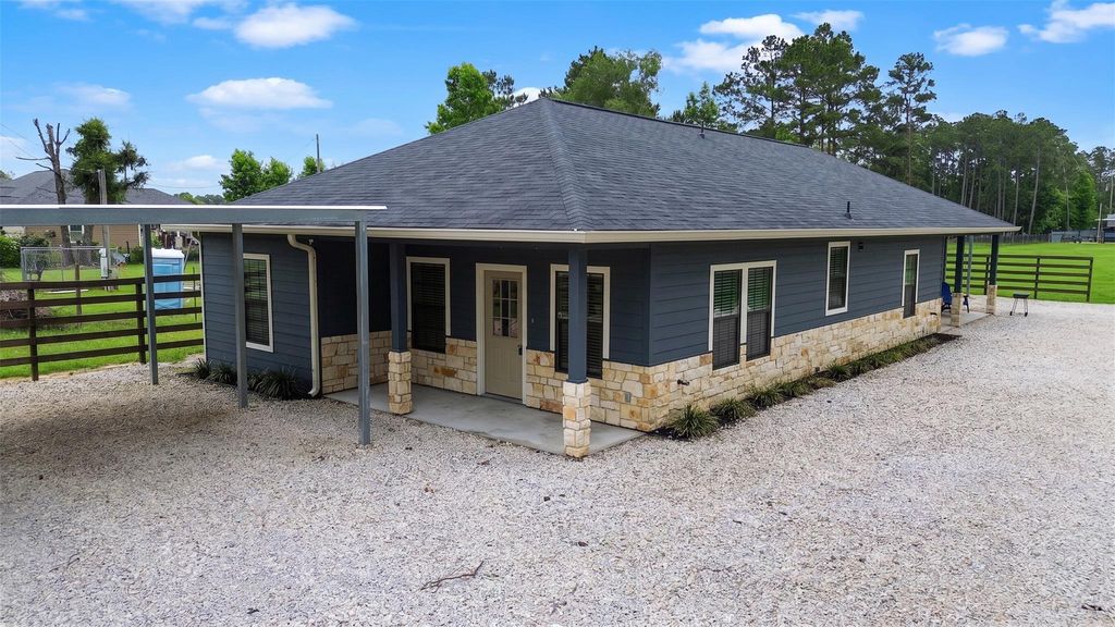18397 Old Houston Road, Conroe, TX 77302