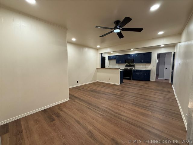 468 S 76th East East Avenue, Tulsa, OK 74112