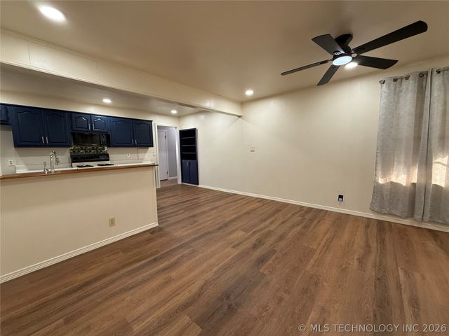 468 S 76th East East Avenue, Tulsa, OK 74112