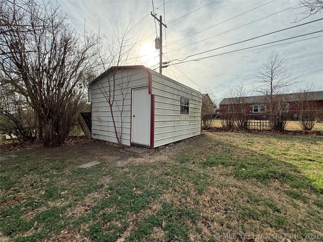 468 S 76th East East Avenue, Tulsa, OK 74112