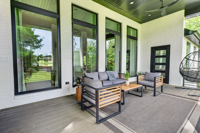 6002 Copper Ridge Street, Nixa, MO 65714