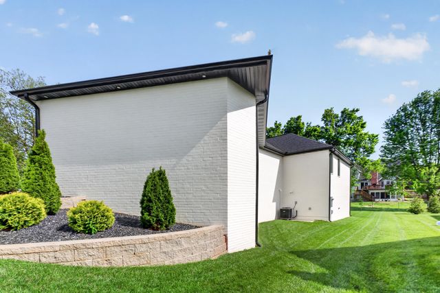 6002 Copper Ridge Street, Nixa, MO 65714