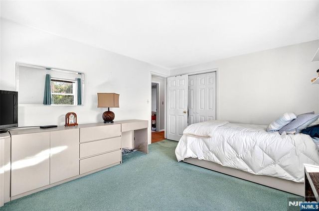 118 Harriot Avenue, Harrington Park, NJ 07640