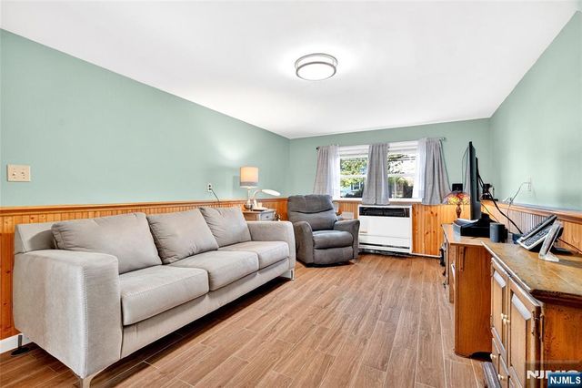 118 Harriot Avenue, Harrington Park, NJ 07640