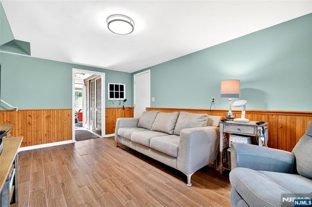 118 Harriot Avenue, Harrington Park, NJ 07640