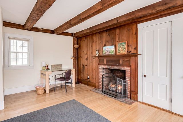 5 McDaniel Road, Nottingham, NH 03290