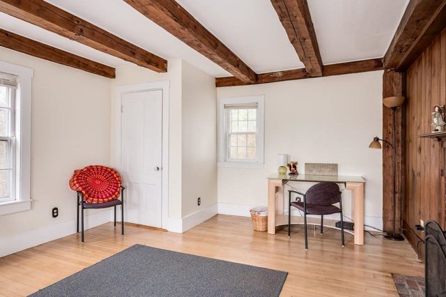 5 McDaniel Road, Nottingham, NH 03290