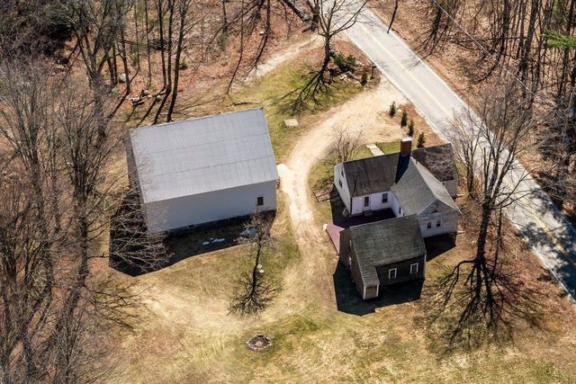 5 McDaniel Road, Nottingham, NH 03290