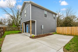 727 Flint Ridge Dr, Whites Creek, TN 37189