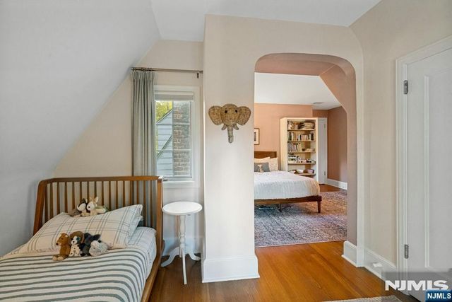 15 Gilbert Road, Ho-ho-kus, NJ 07423