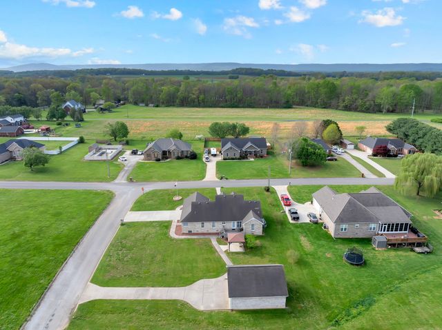 116 Kades Ct, Decherd, TN 37324
