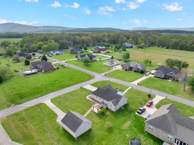 116 Kades Ct, Decherd, TN 37324