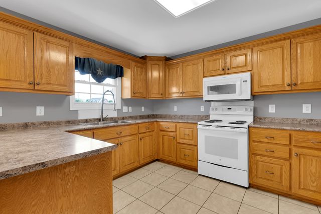 116 Kades Ct, Decherd, TN 37324