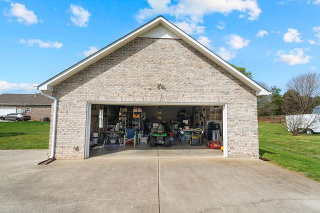 116 Kades Ct, Decherd, TN 37324
