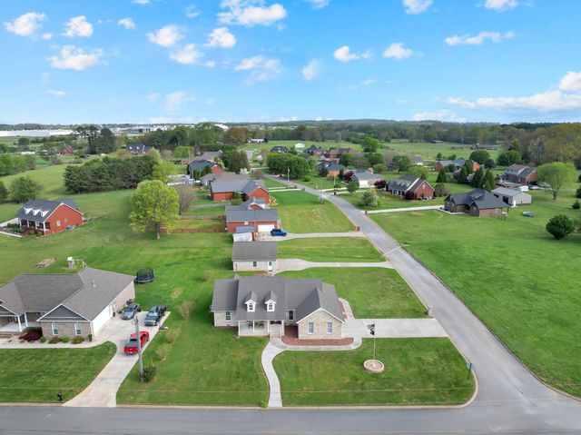 116 Kades Ct, Decherd, TN 37324