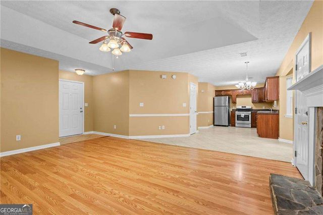 163 Nicki Court, Hampton, GA 30228