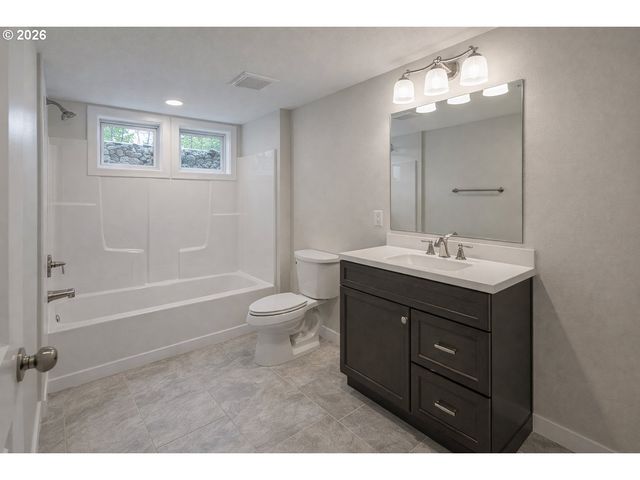 125 Se 126TH Ave, Portland, OR 97233