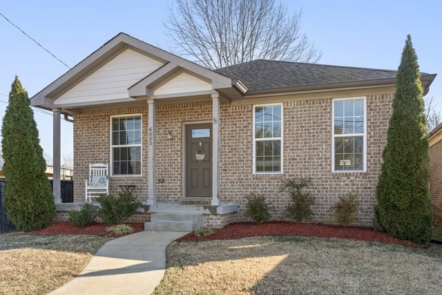 6605 Beacon Ln, Nashville, TN 37209