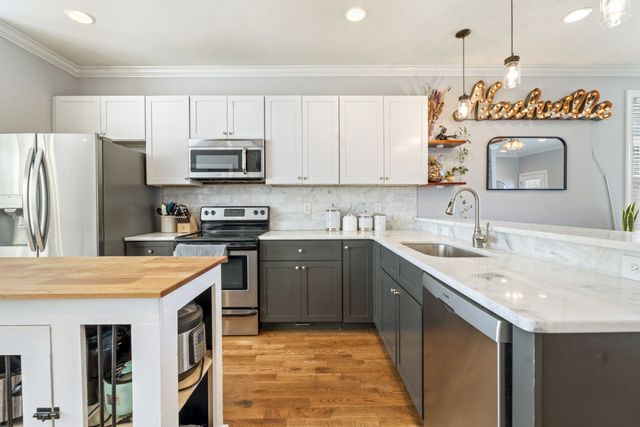 6605 Beacon Ln, Nashville, TN 37209