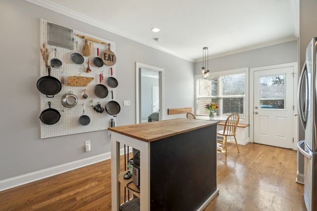 6605 Beacon Ln, Nashville, TN 37209