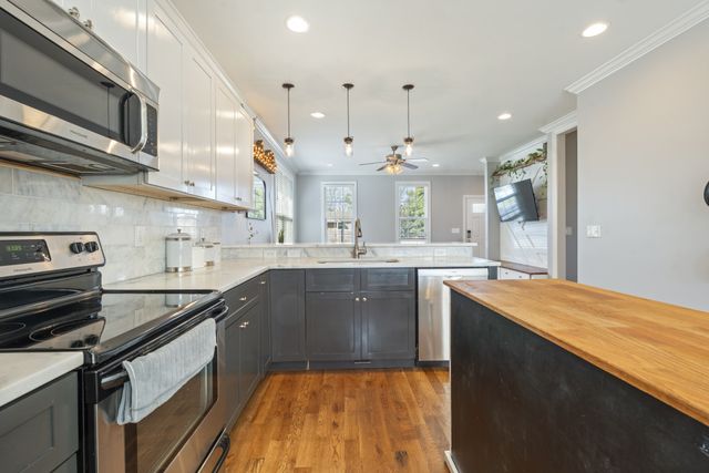 6605 Beacon Ln, Nashville, TN 37209