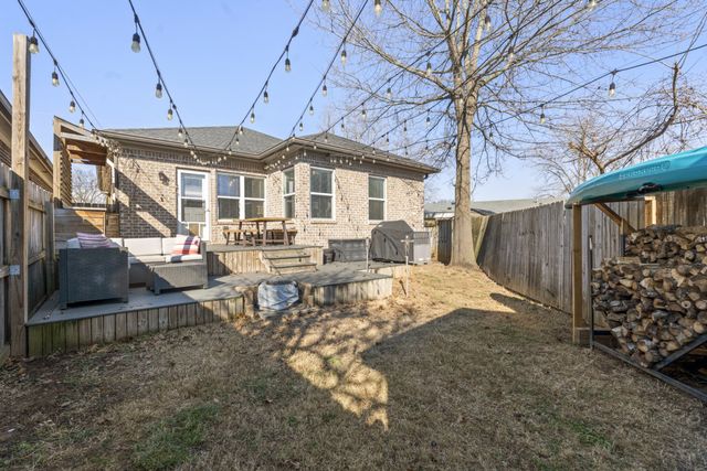 6605 Beacon Ln, Nashville, TN 37209