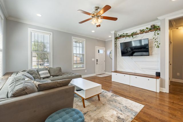 6605 Beacon Ln, Nashville, TN 37209