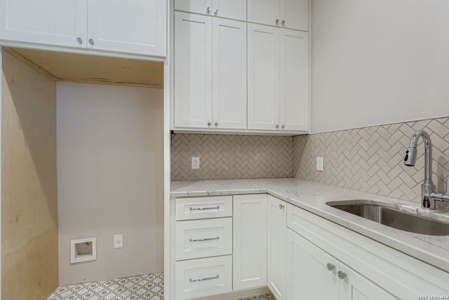 23202 Walker Ridge, San Antonio, TX 78255