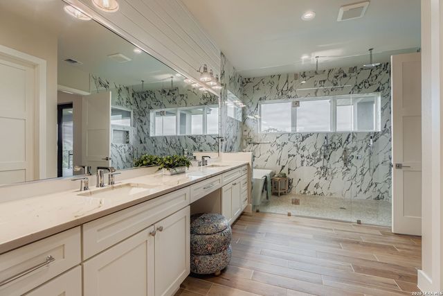 23202 Walker Ridge, San Antonio, TX 78255