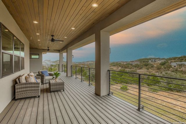 23202 Walker Ridge, San Antonio, TX 78255