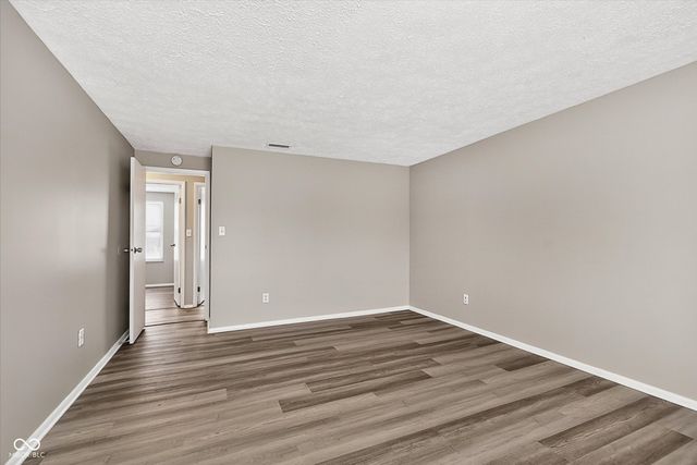 5535 Freedom Court, Indianapolis, IN 46254