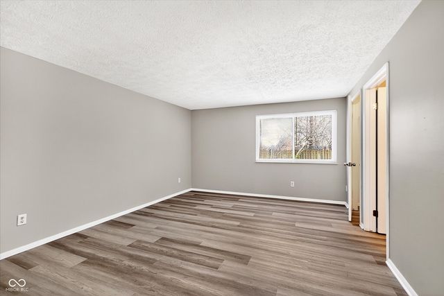 5535 Freedom Court, Indianapolis, IN 46254