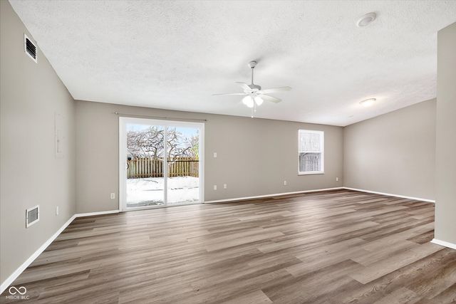 5535 Freedom Court, Indianapolis, IN 46254